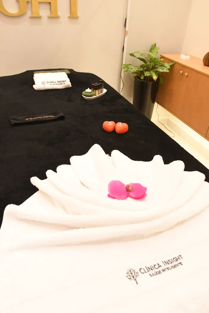 Toalhas e flores no SPA Insight